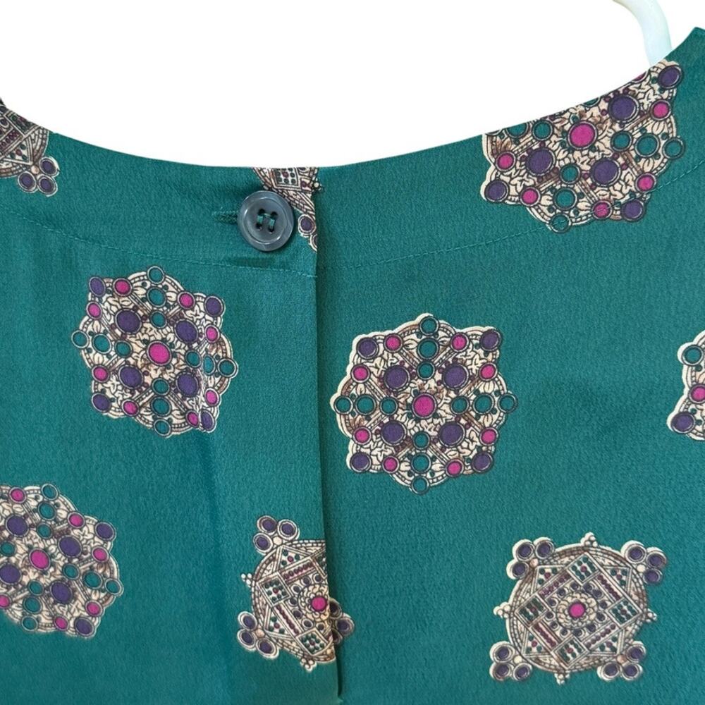 Fashion Update Blouse Womens SZ M Teal Green Medallion Geometric Silk Look Retro - Picture 11 of 11